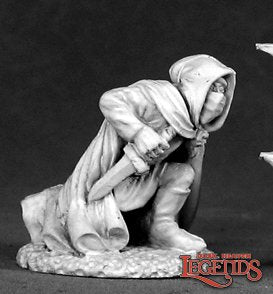 Reaper: Unpainted Miniatures - Kneeling Assassin